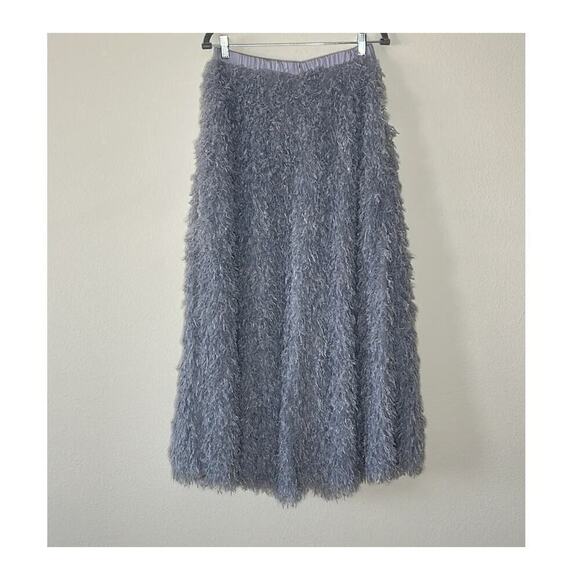 ANTHROPOLOGIE SUNDAY IN BROOKLYN FEATHERED MAXI SKIRT SIZE XS NWT GRAY - Picture 4 of 7